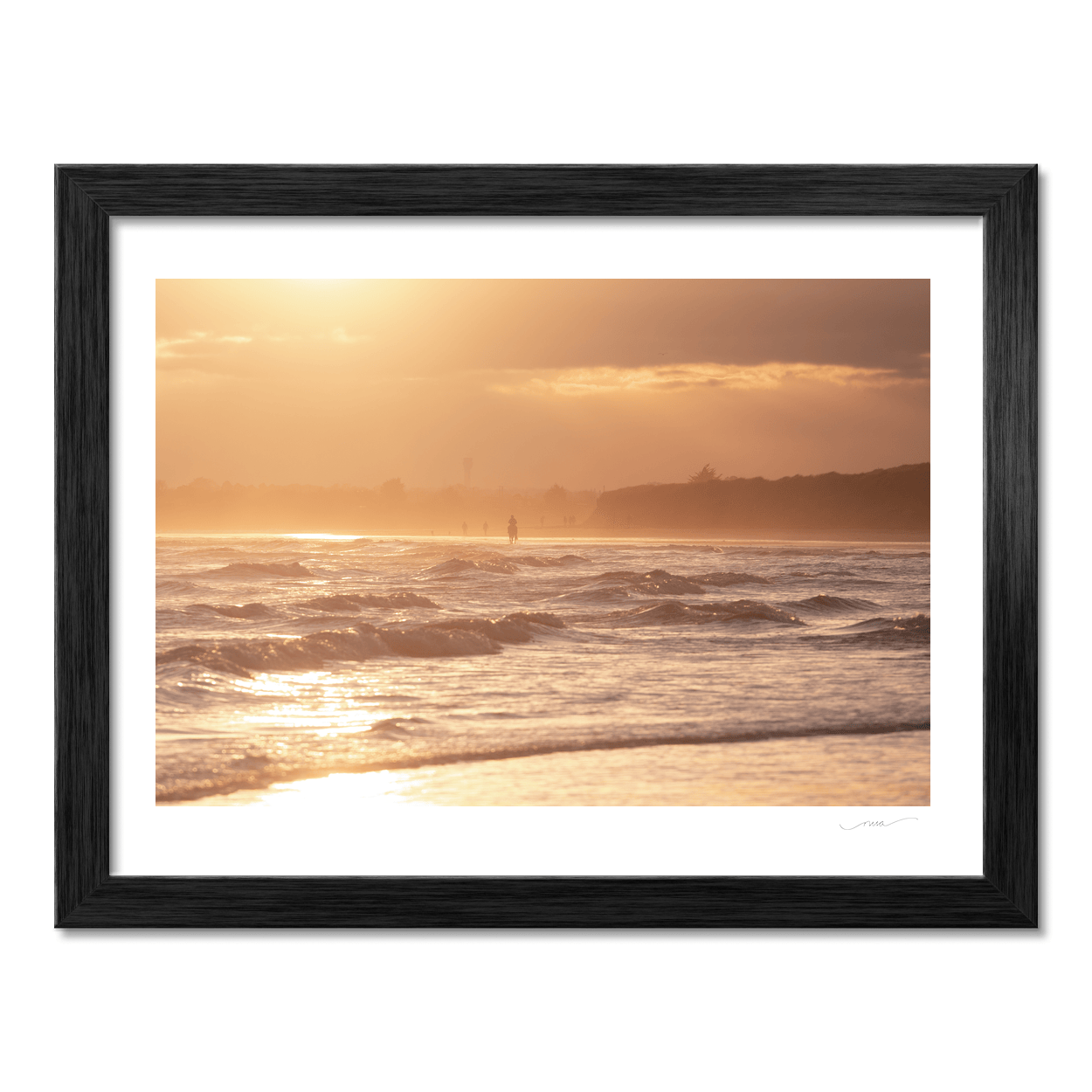 south-beach-golden-sunset-waves-silhouettes PM