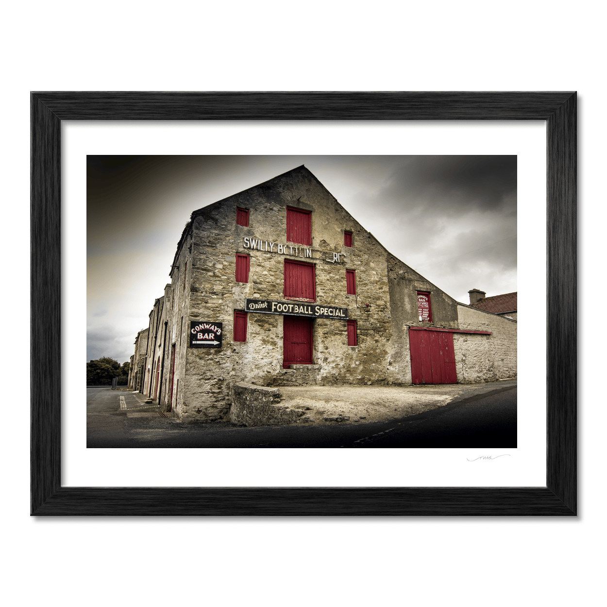 swilly-bottling-conways-bar-ramelton PM