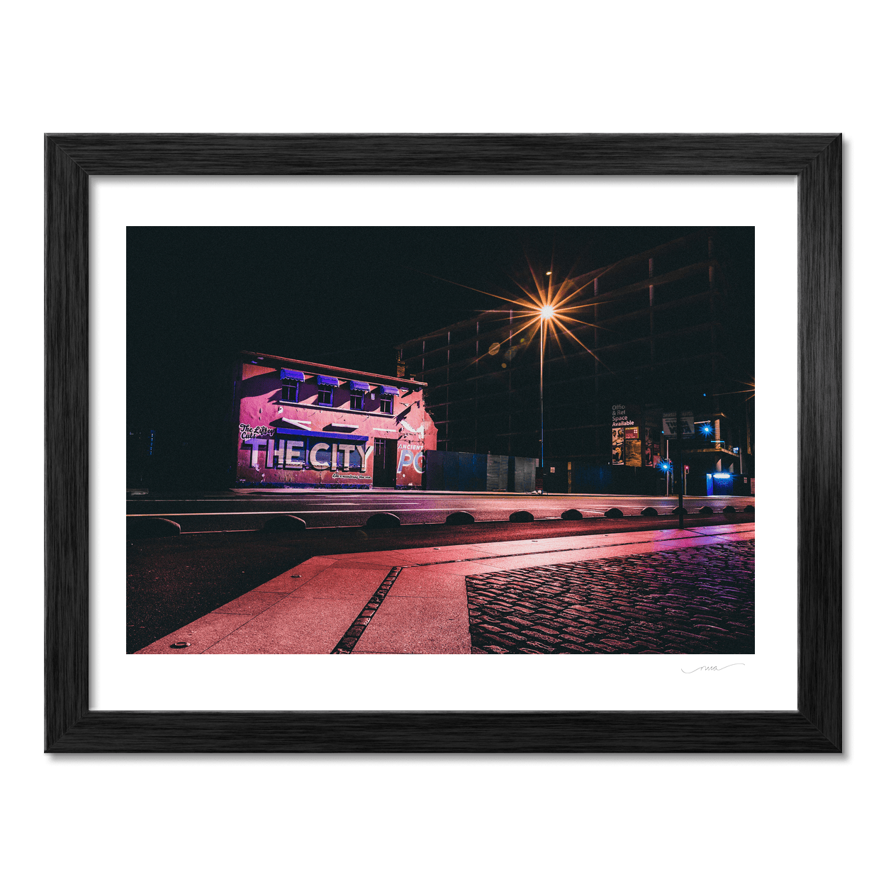 the-city-mural-night-dublin-street PM