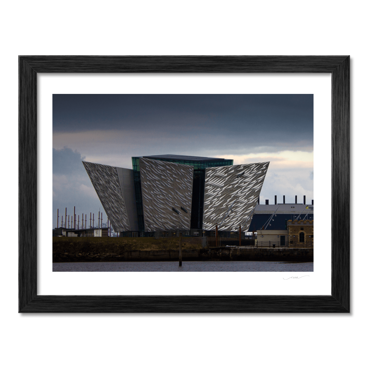 titanic-belfast-museum-dramatic-sky PM