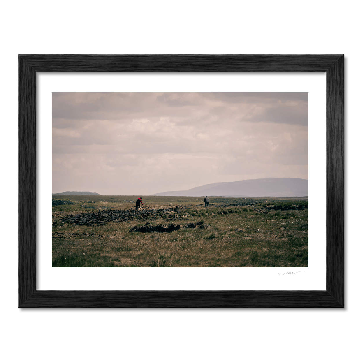 turf-cutting-derrigimlagh-connemara PM