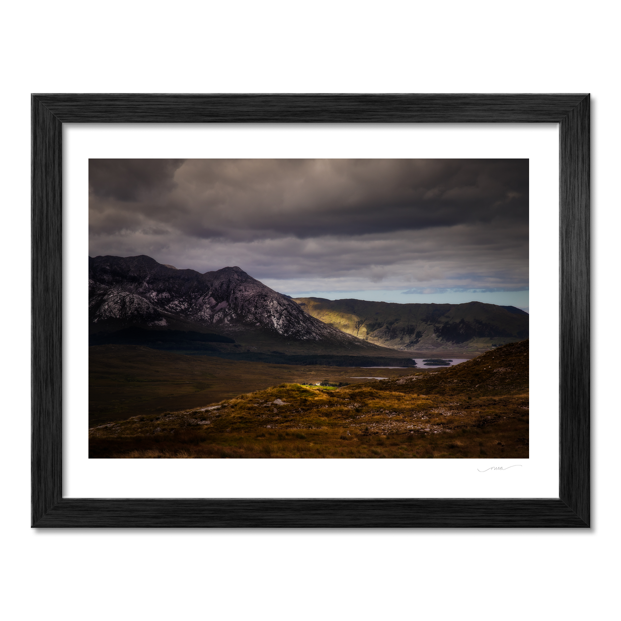 twelve-bens-moody-light-connemara-valley PM