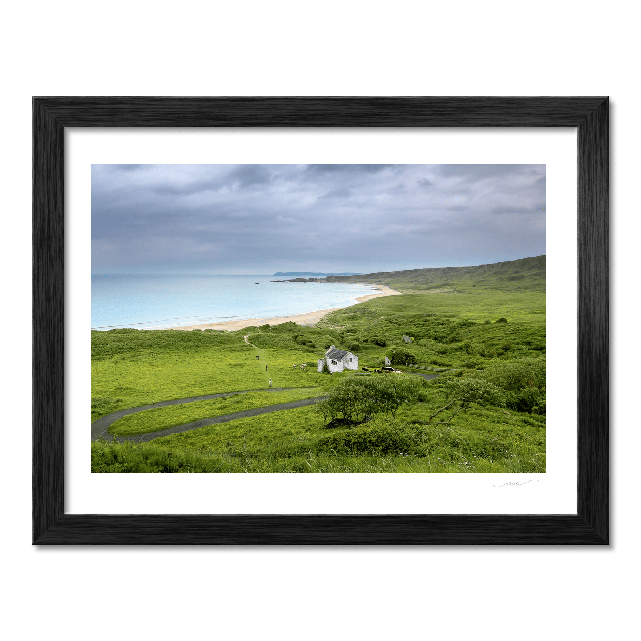 white-park-bay-green-hills-coastal-view PM