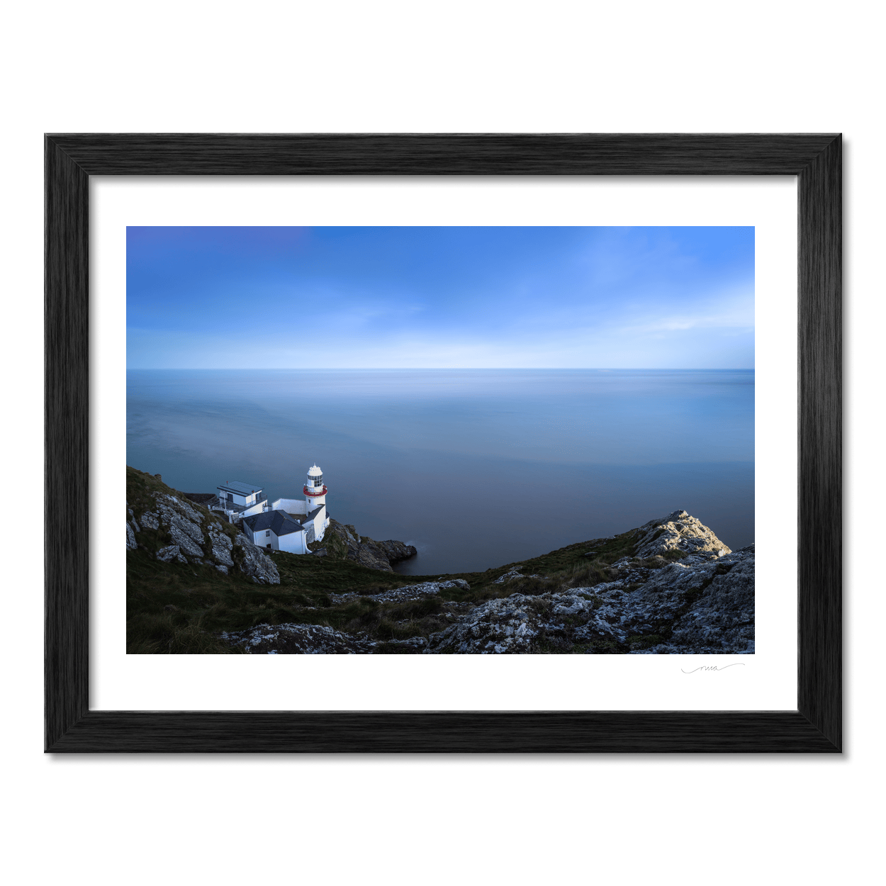 wicklow-head-lighthouse-calm-sea-dusk PM