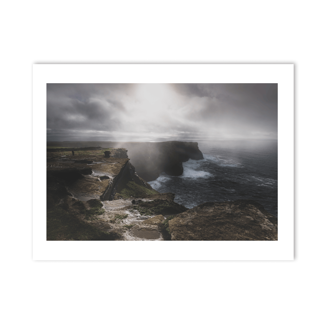 wild-atlantic-way-cliffs-dramatic-light PM