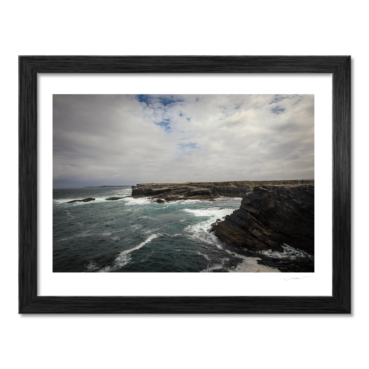 wild-atlantic-way-rugged-cliffs-crashing-waves PM